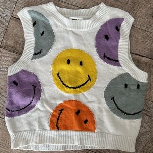 Smiley by h&m sweater vest small